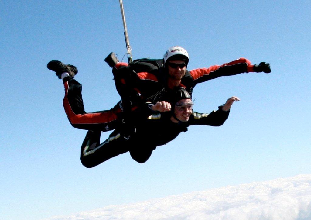 Paul Nicol Tandem Skydiving